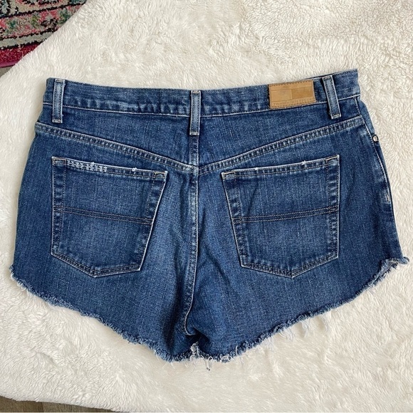 Tommy Hilfiger Denim Butterfly Patch Cut off Shorts - Picture 8 of 8